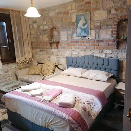 Hotell Tashan Foça