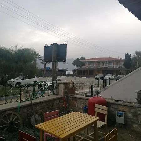 Tashan 2* Foça