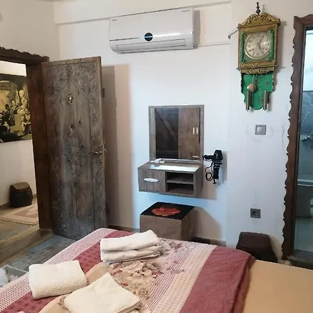 Tashan Hotell 2*